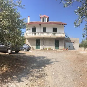 Casa Daniela , Patti Italia